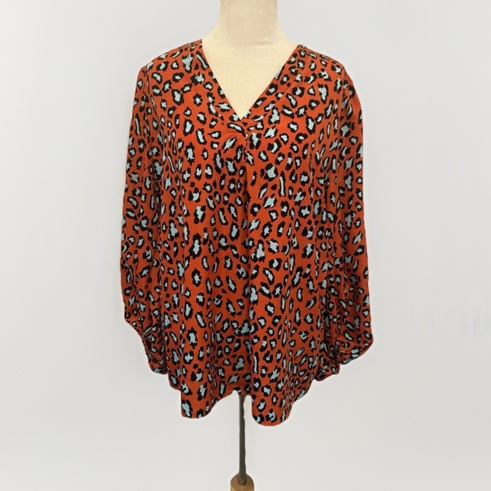 Edge Animal Print Rust Orange Blue V Neck Blouse Size Large NWOT